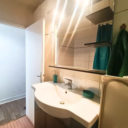 Le Nid De Basch Pres De Paris Apartmán *