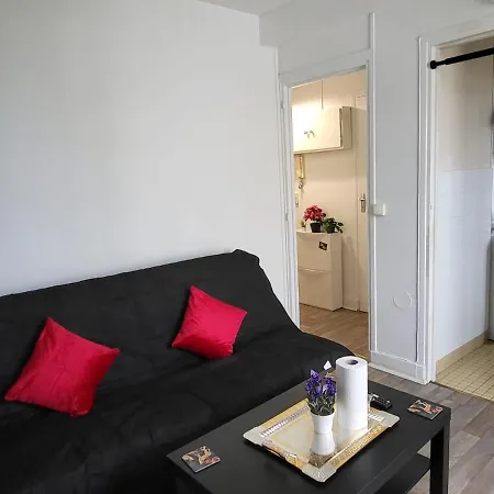 Le Nid De Basch Pres De Paris Apartmán